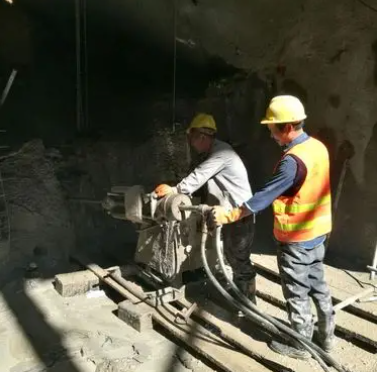 铁西水下抗分散灌浆料特点 水下不分散注浆料介绍